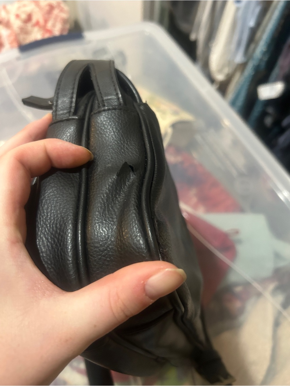 Black Leather Shoulder Bag - Timeless Everyday Carry - Picture 7 of 8